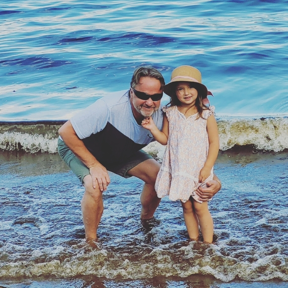 Meet your Posher, Whommon - Picture 3 of 3